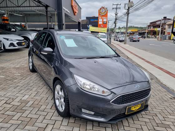 FORD FOCUS 2.0 SE 16V FLEX 4P POWERSHIFT